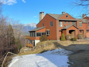 P4 NEW Ski-in Ski-out Presidential View luxury home w garage, ping pong, Carroll